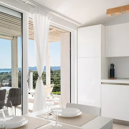 Sofia Sea View, Pool And Private Parking * Olbia