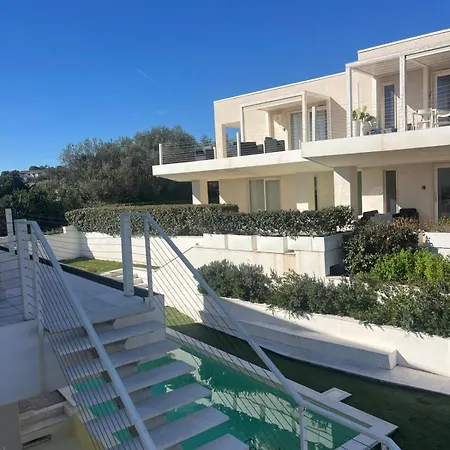 Sofia Sea View, Pool And Private Parking Apartamento Olbia