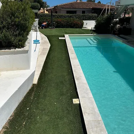 Sofia Sea View, Pool And Private Parking Appartamento *