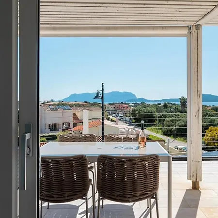 Sofia Sea View, Pool And Private Parking Appartamento *