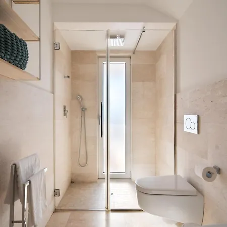 Appartamento Sofia Sea View, Pool And Private Parking *
